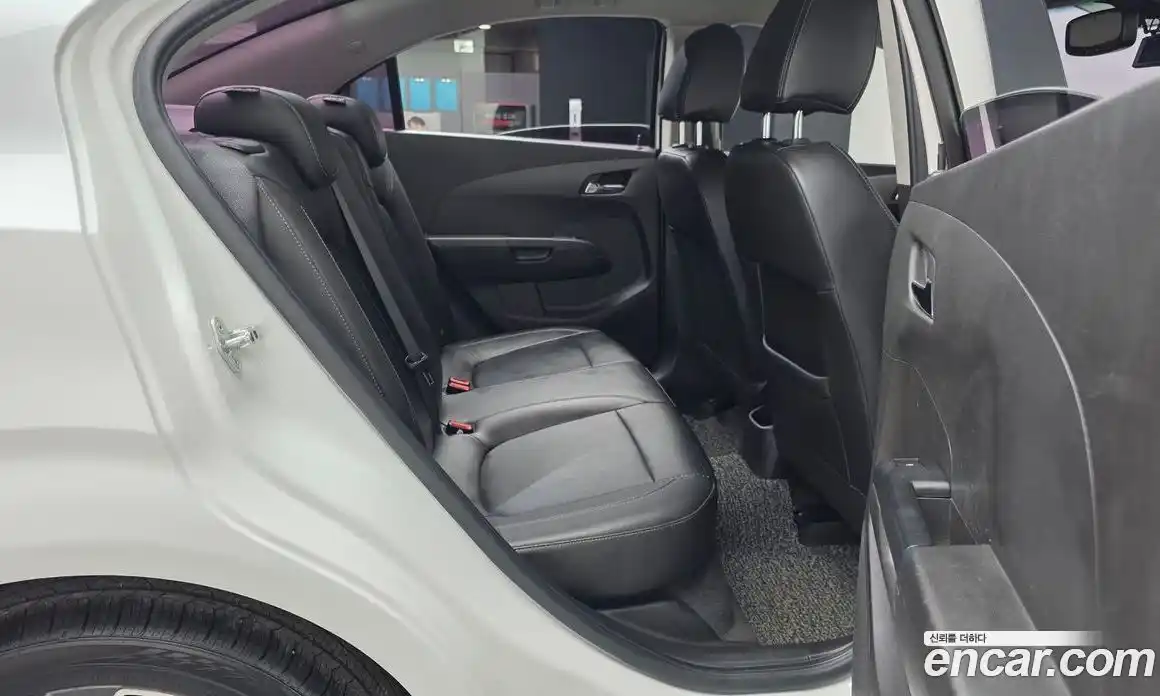 Chevrolet Aveo 2016 1.4 Автомат в Москве № 974645, фото 12