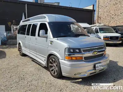 Chevrolet Express Van 2018 6.0 Автомат в Москве № 976743, миниатюра 11