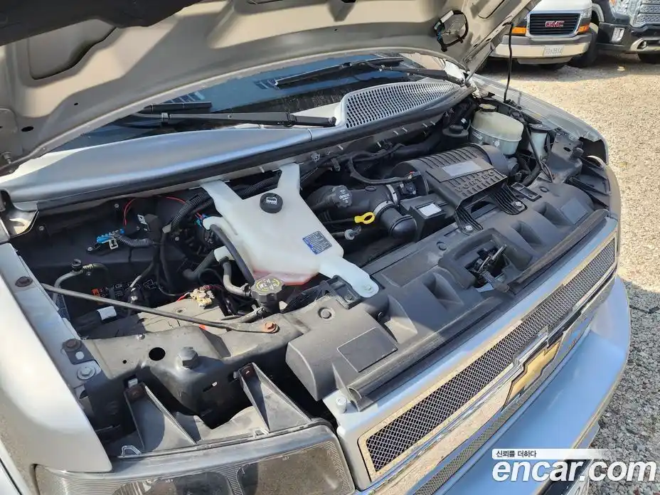 Chevrolet Express Van 2018 6.0 Автомат в Москве № 976743, фото 6