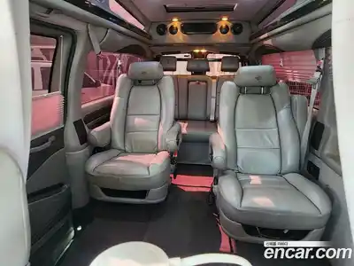 Chevrolet Express Van 2018 6.0 Автомат в Москве № 976743, миниатюра 10