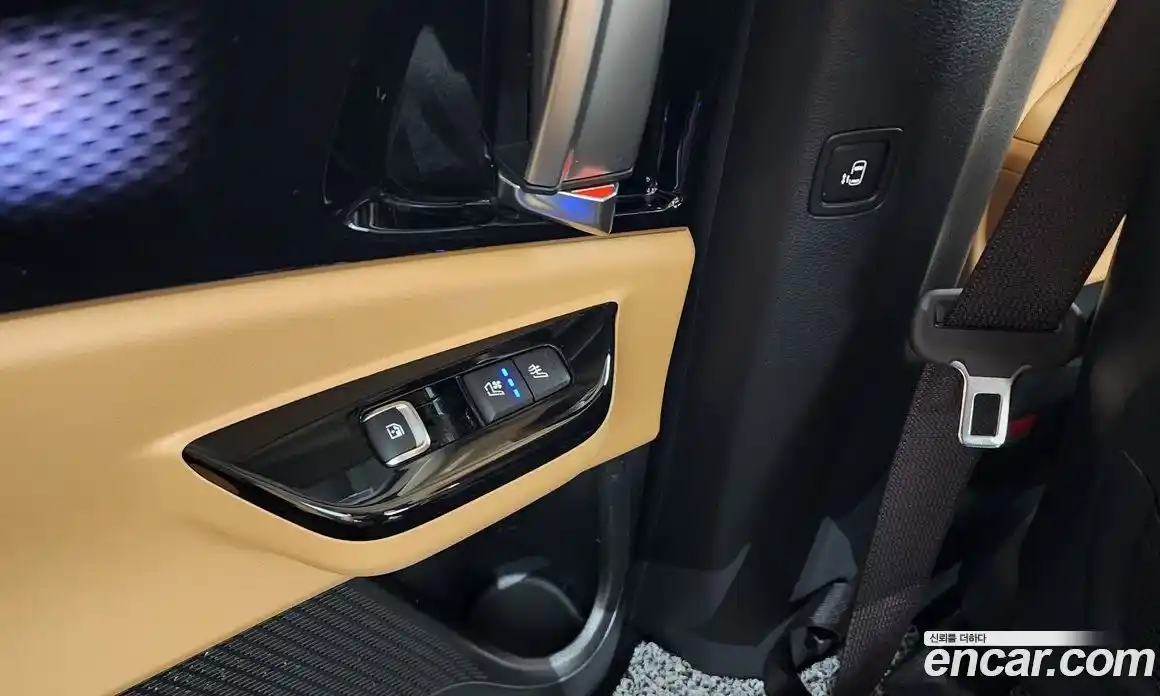 Kia Canival 2023 3.5 Автомат в Москве № 1002843, фото 18