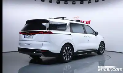 Kia Canival 2023 3.5 Автомат в Москве № 1002843, миниатюра 2