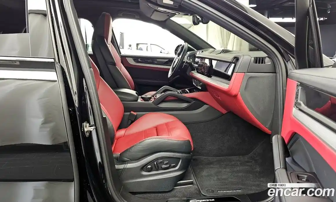 Porsche Cayenne 2023 3.0 гидро в Москве № 1005054, фото 11