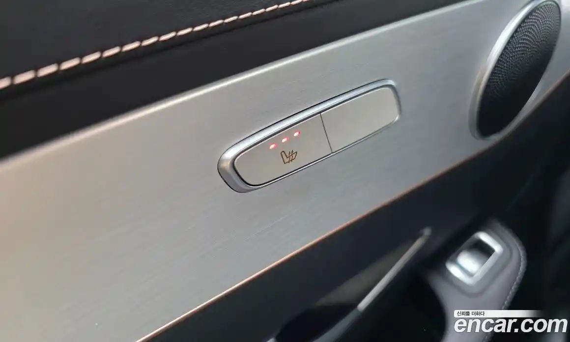 Mercedes-Benz EQC 2020 0.2 Автомат в Москве № 1006274, фото 18