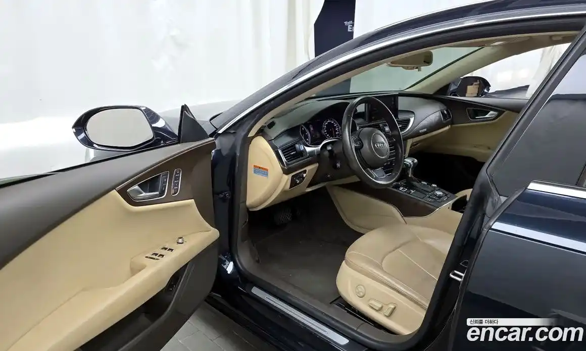 Audi A7 2011 3.0 гидро в Москве № 1007832, фото 10