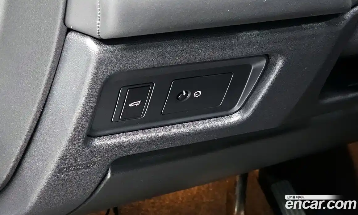 Land Rover Discovery Sport 2017 2.0 гидро в Москве № 1013458, фото 16