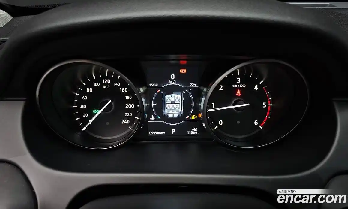 Land Rover Discovery Sport 2017 2.0 гидро в Москве № 1013458, фото 8