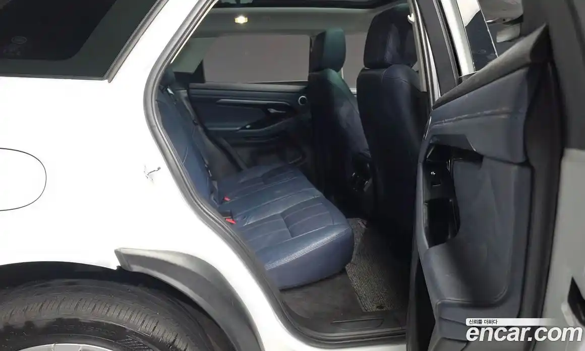 Land Rover Range-Rover Evoque 2019 2.0 гидро в Москве № 1013464, фото 12
