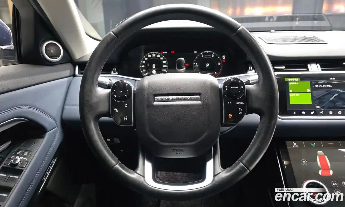 Land Rover Range-Rover Evoque 2019 2.0 гидро в Москве № 1013464, фото 13