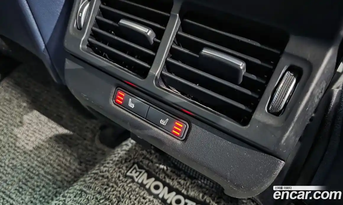 Land Rover Range-Rover Evoque 2019 2.0 гидро в Москве № 1013464, фото 19
