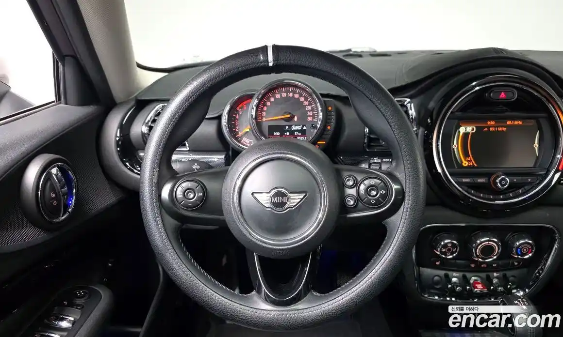 Mini Clubman 2017 2.0 гидро в Москве № 1014062, фото 12