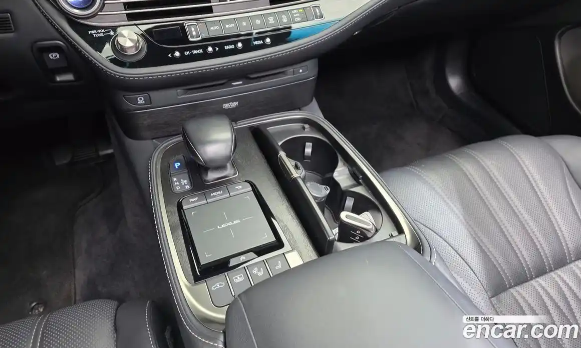 Lexus LS 2021 3.5 гидро в Москве № 1014449, фото 9