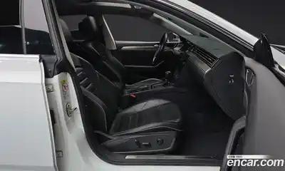 Volkswagen Arteon 2019 2.0 гидро в Москве № 1014728, миниатюра 11