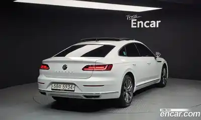 Volkswagen Arteon 2019 2.0 гидро в Москве № 1014728, миниатюра 2