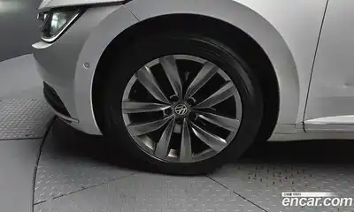 Volkswagen Arteon 2019 2.0 гидро в Москве № 1014728, миниатюра 5