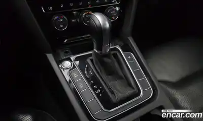 Volkswagen Arteon 2019 2.0 гидро в Москве № 1014728, миниатюра 9