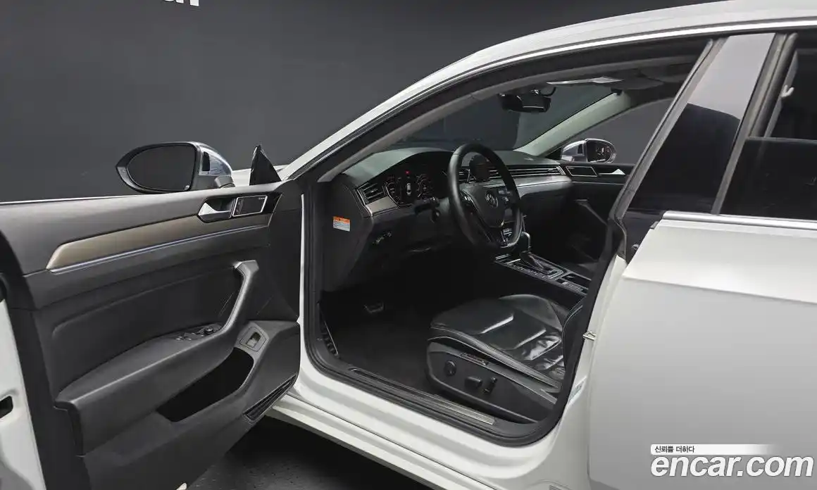 Volkswagen Arteon 2019 2.0 гидро в Москве № 1014728, фото 10