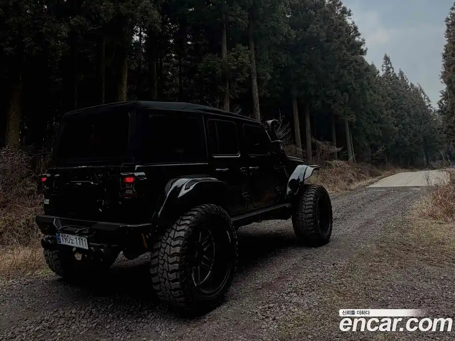 Jeep Wrangler 2023 2.0 гидро в Москве № 1014829, фото 4