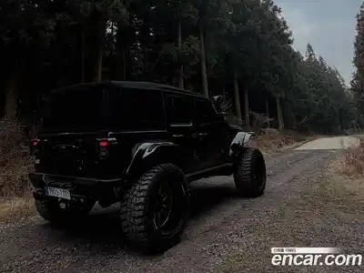 Jeep Wrangler 2023 2.0 гидро в Москве № 1014829, миниатюра 4