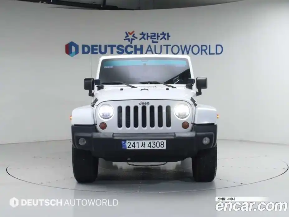 Jeep Wrangler 2012 2.8 гидро в Москве № 1015153, фото 3