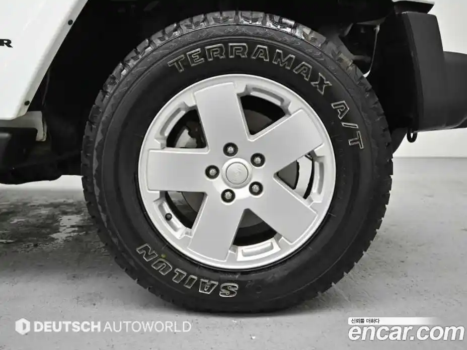 Jeep Wrangler 2012 2.8 гидро в Москве № 1015153, фото 5
