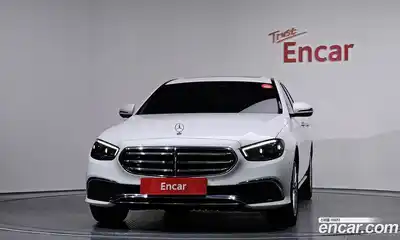 Mercedes-Benz E-Class 2022 2.0 гидро в Москве № 140301, миниатюра 3