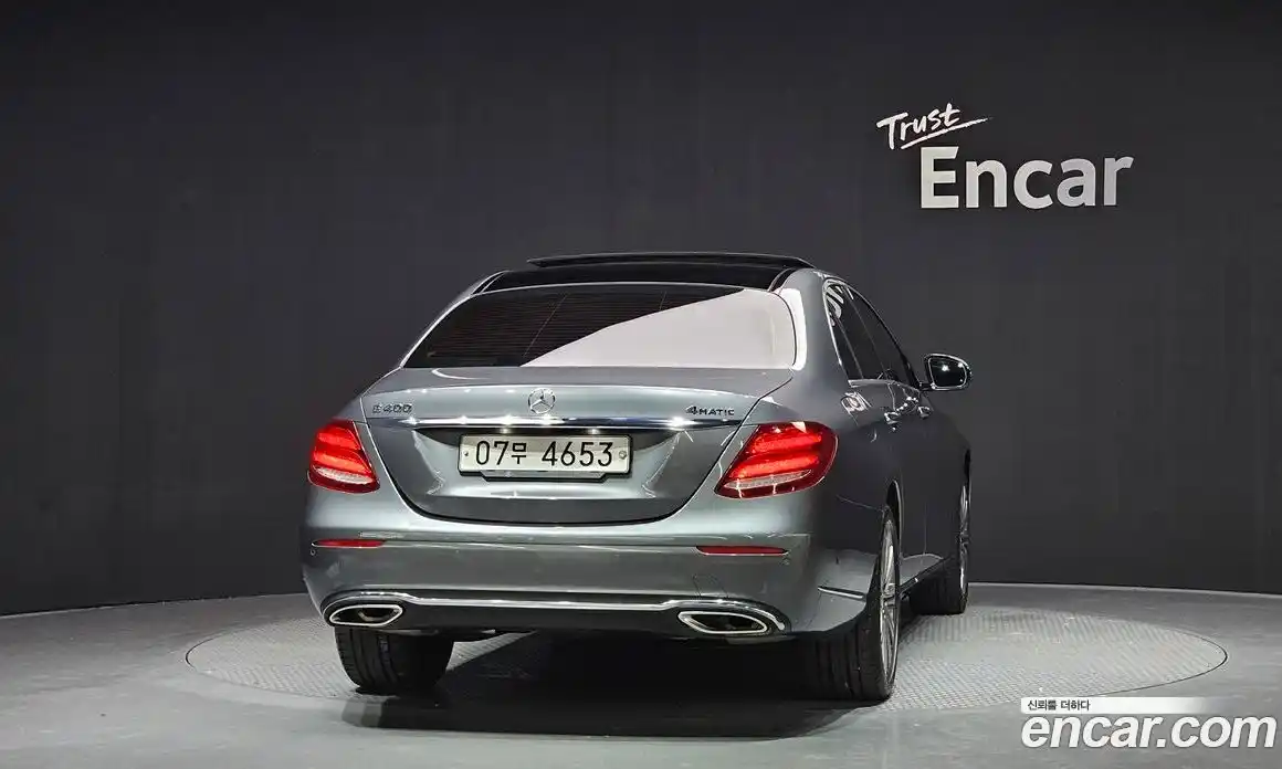 Mercedes-Benz E-Class 2017 3.0 гидро в Москве № 142192, фото 4