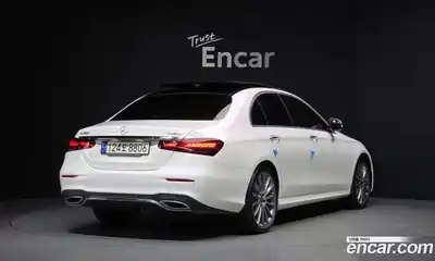 Mercedes-Benz E-Class 2021 2.0 гидро в Москве № 142206, миниатюра 2