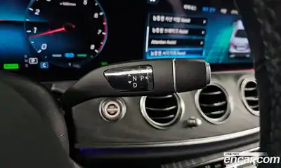 Mercedes-Benz E-Class 2021 2.0 гидро в Москве № 142206, миниатюра 9