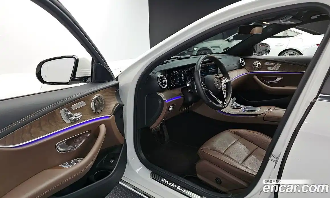 Mercedes-Benz E-Class 2022 2.0 гидро в Москве № 142326, фото 11