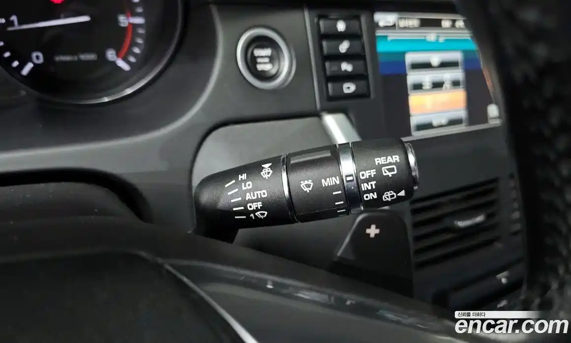 Land Rover Discovery Sport 2015 2.0 гидро в Москве № 153857, фото 17