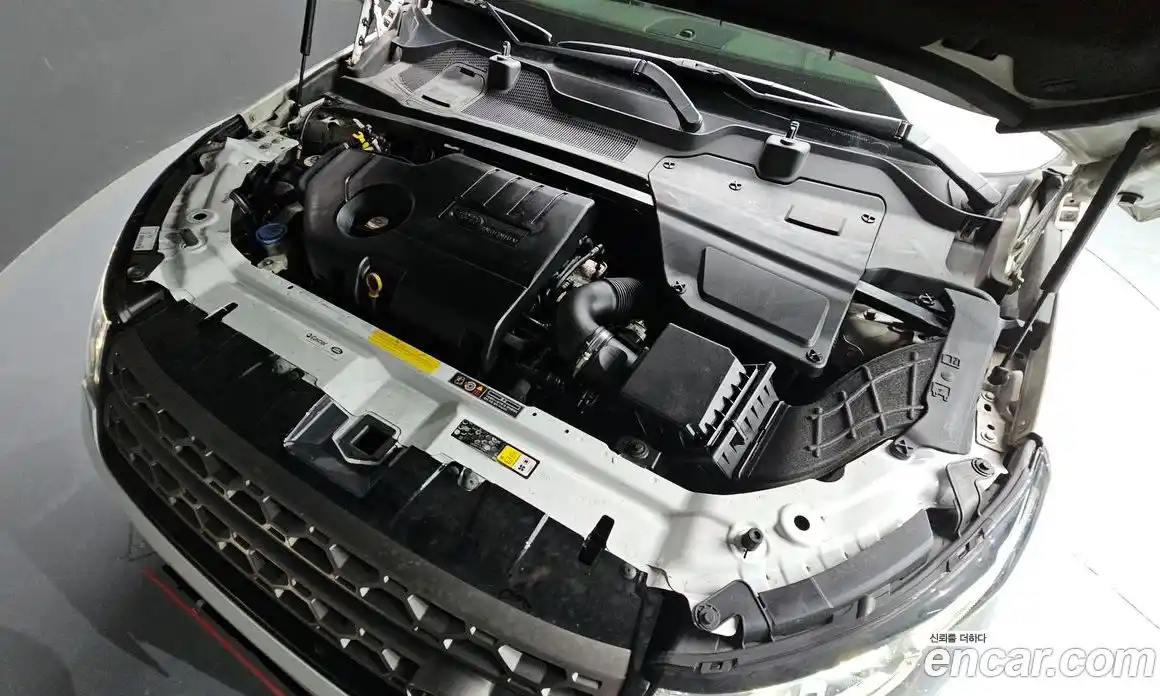 Land Rover Discovery Sport 2015 2.0 гидро в Москве № 153857, фото 5
