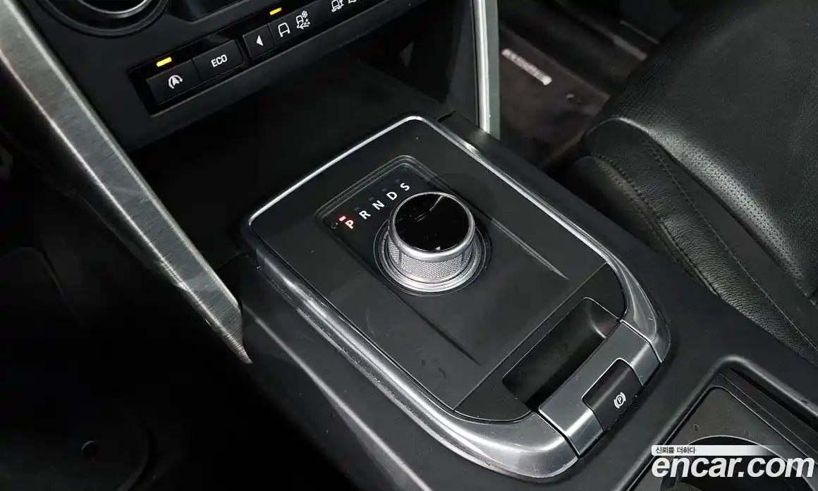 Land Rover Discovery Sport 2015 2.0 гидро в Москве № 153857, фото 8