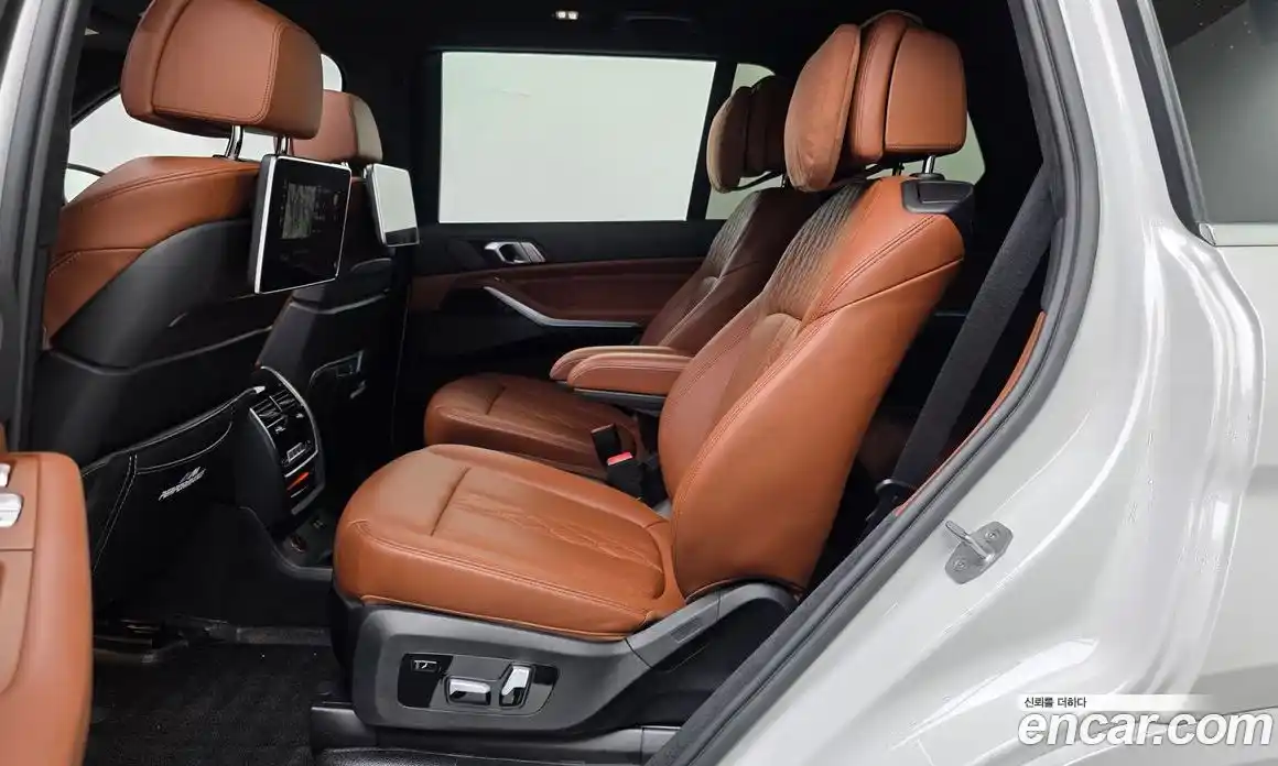 BMW X7 2022 3.0 гидро в Москве № 156768, фото 12