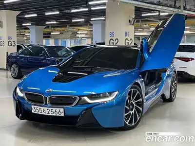 BMW i8, 2015