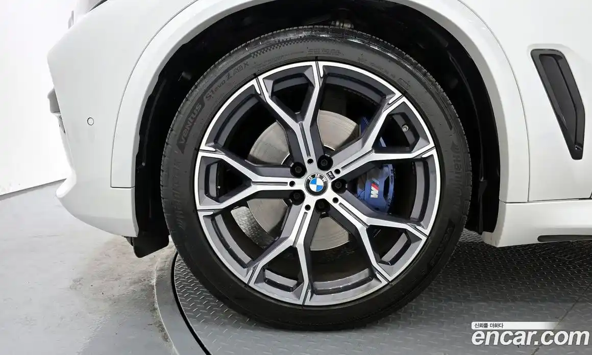 BMW X5 2022 3.0 гидро в Москве № 157573, фото 5