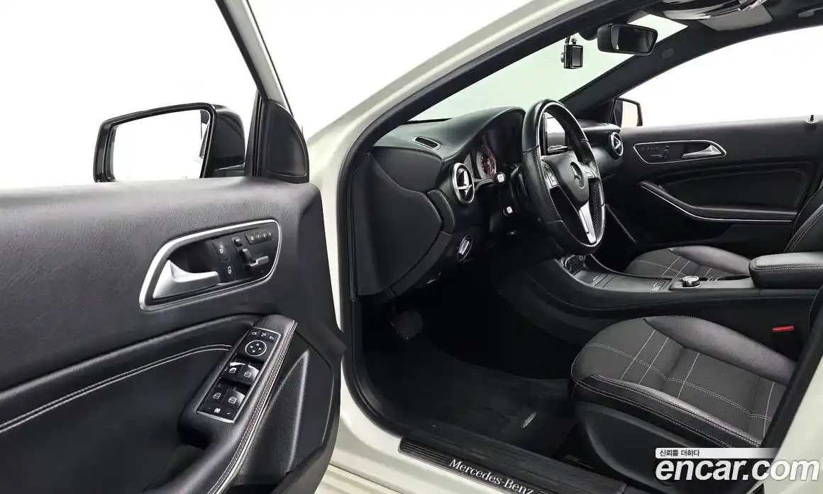 Mercedes-Benz A-Class 2015 1.5 гидро в Москве № 160617, фото 11