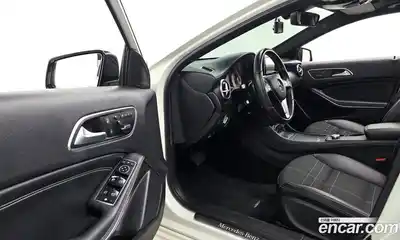 Mercedes-Benz A-Class 2015 1.5 гидро в Москве № 160617, миниатюра 11