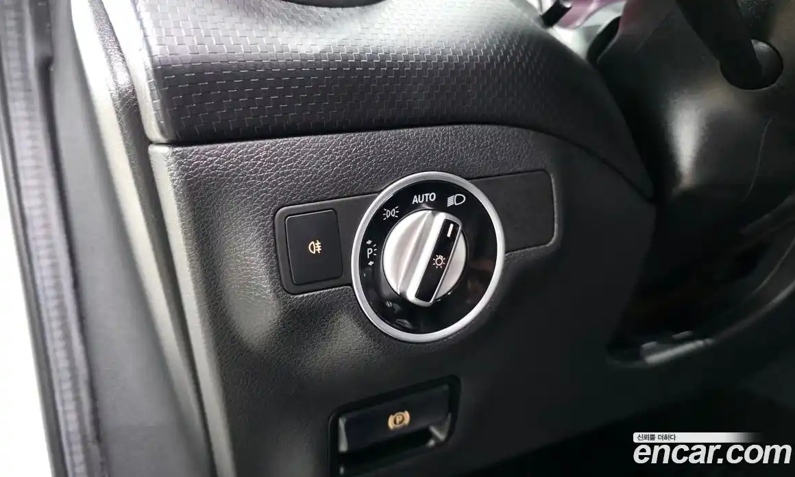 Mercedes-Benz A-Class 2015 1.5 гидро в Москве № 160617, фото 20