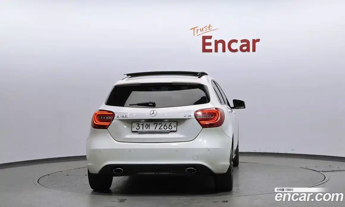 Mercedes-Benz A-Class 2015 1.5 гидро в Москве № 160617, фото 4