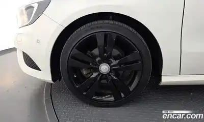 Mercedes-Benz A-Class 2015 1.5 гидро в Москве № 160617, миниатюра 5