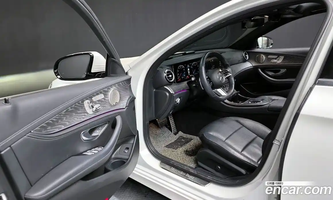 Mercedes-Benz E-Class 2022 2.0 гидро в Москве, фото 10