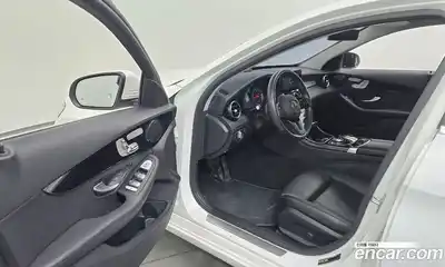 Mercedes-Benz C-Class 2019 2.0 гидро в Москве № 161586, миниатюра 10