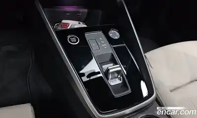 Audi A3 2023 2.0 гидро в Москве № 162445, миниатюра 9