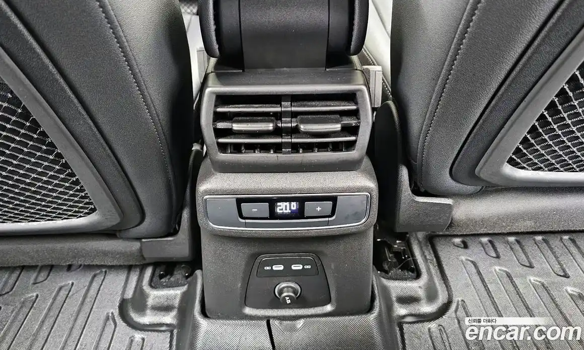 Audi Q4 e-tron 2023 0.2 гидро в Москве № 162652, фото 18
