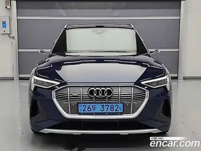 Audi e-tron 2022 гидро в Москве № 163212, миниатюра 2