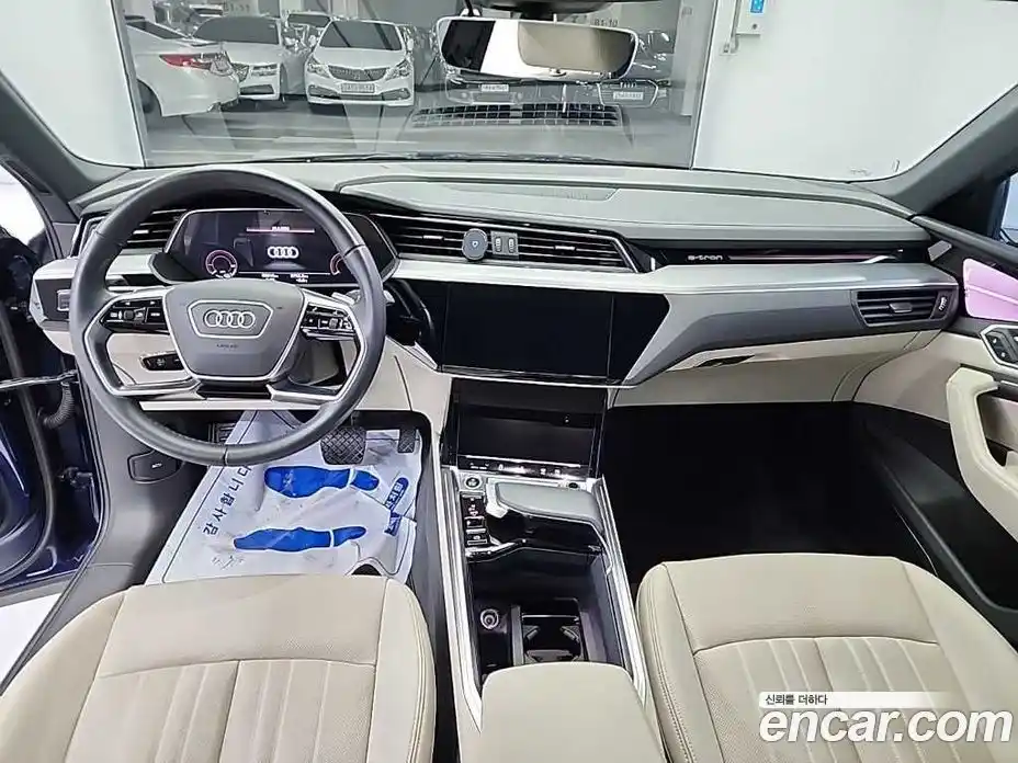 Audi e-tron 2022 гидро в Москве № 163212, фото 7