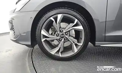 Audi A3 2023 2.0 гидро в Москве № 163232, миниатюра 5