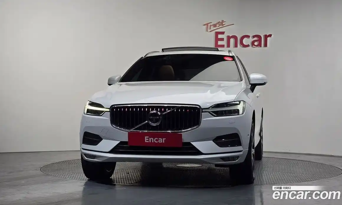 Volvo XC60 2020 2.0 гидро в Москве № 164630, фото 3
