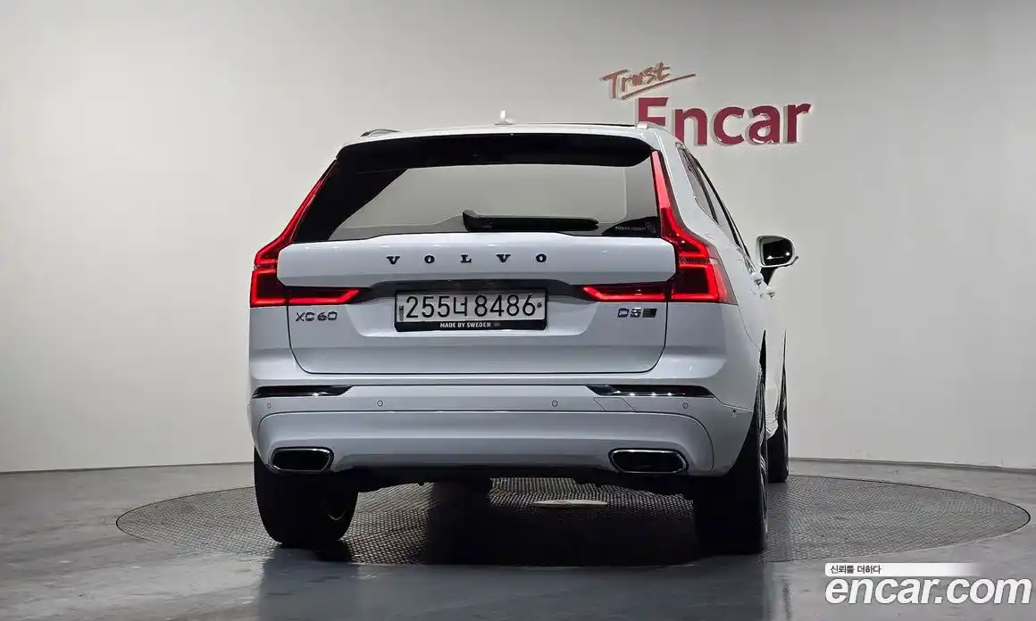 Volvo XC60 2020 2.0 гидро в Москве № 164630, фото 4